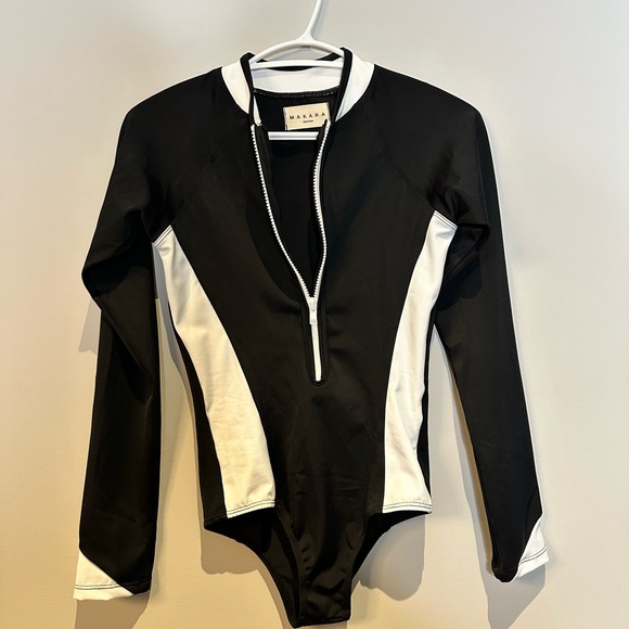 Makara Wear Surfsuit - Picture 5 of 10